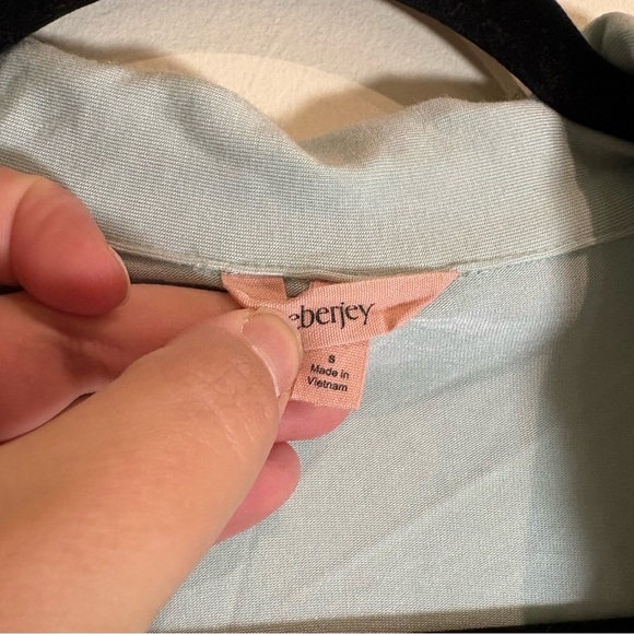 Eberjey Gisele- Tencel Modal Crop PJ Set Surf Spray/ Agave Size Small - Picture 5 of 9